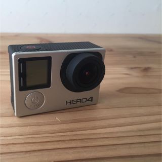 ゴープロ(GoPro)のGopro hero4 silver (コンパクトデジタルカメラ)