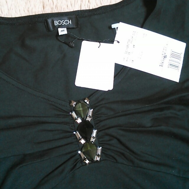 BOSCH(ボッシュ)の新品タグ付き☆BOSCH♡ビジューT レディースのトップス(Tシャツ(半袖/袖なし))の商品写真