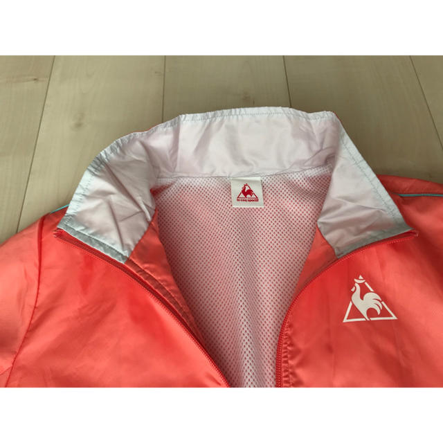 le coq sportif(ルコックスポルティフ)のルコック ウィンドジャケット レディース M レディースのジャケット/アウター(ナイロンジャケット)の商品写真