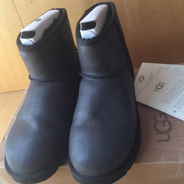 UGG クラシックミニ レザー