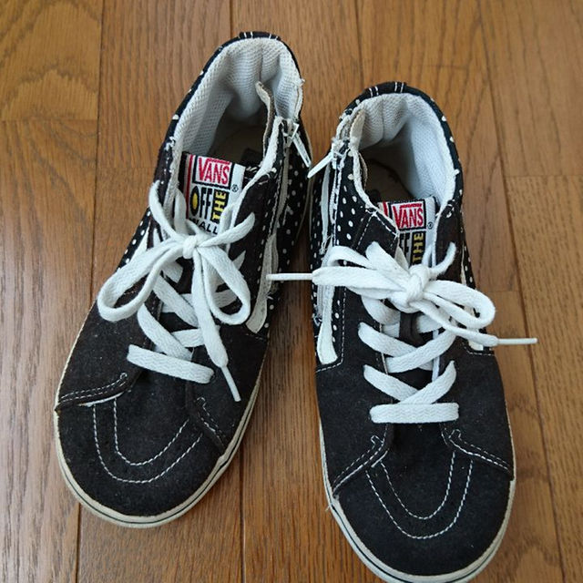 VANS(ヴァンズ)のVANSﾊｲｶｯﾄ キッズ/ベビー/マタニティのキッズ/ベビー/マタニティ その他(その他)の商品写真