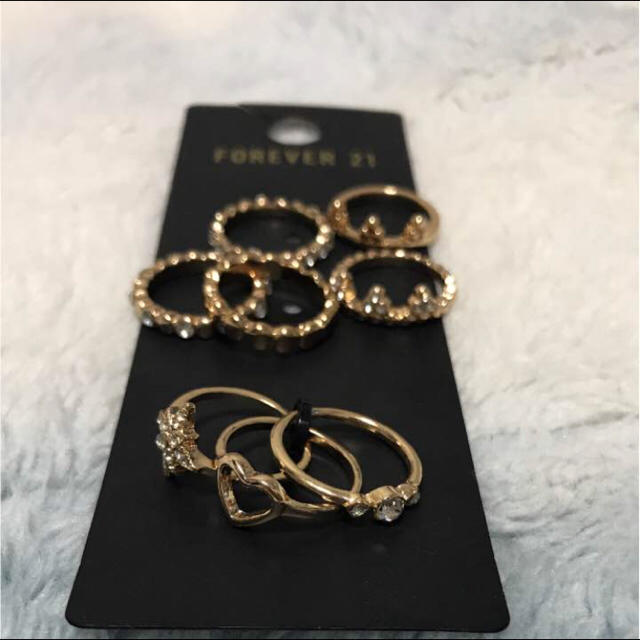 FOREVER 21(フォーエバートゥエンティーワン)のForever21 リングセット H&M Bershka asos  レディースのアクセサリー(リング(指輪))の商品写真