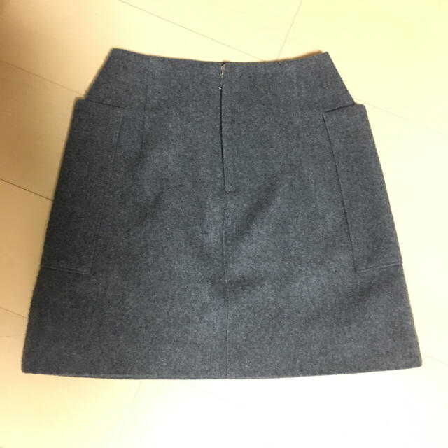IENA(イエナ)のIENA 台形スカート グレー レディースのスカート(ミニスカート)の商品写真