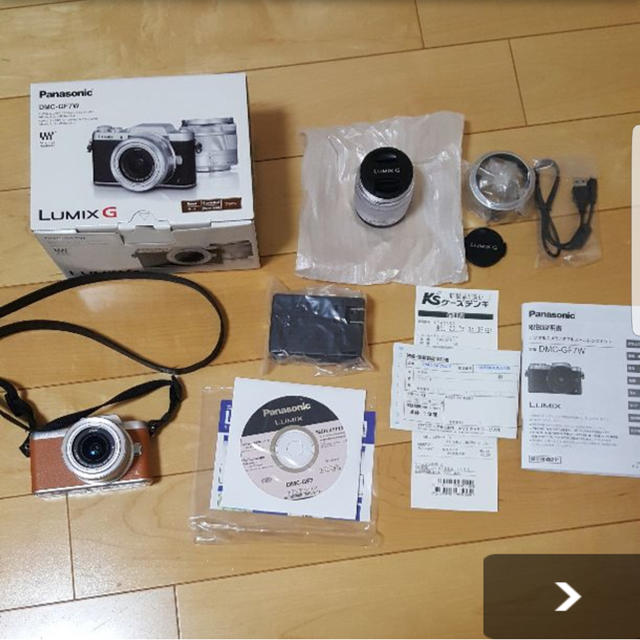 パナソニック LUMIX  GF7 ダブルズーム　ミラーレス カメラ