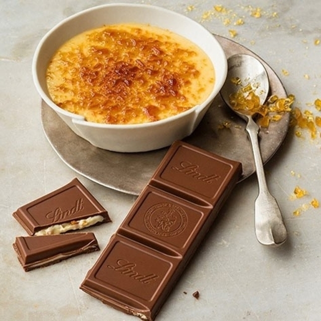 Lindt(リンツ)の【センチュリー様専用】チョコセット 食品/飲料/酒の食品(菓子/デザート)の商品写真