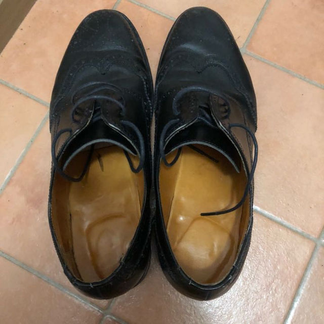 A.P.C(アーペーセー)のA.P.C. アーペーセー 革靴 黒 ブラック メンズの靴/シューズ(ドレス/ビジネス)の商品写真