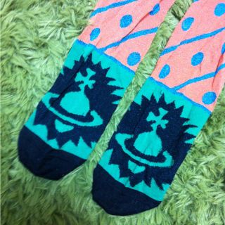 ヴィヴィアンウエストウッド(Vivienne Westwood)のvivienneニーハイソックス(ソックス)