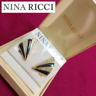 ニナリッチ(NINA RICCI)のニナリッチ【未使用】イヤリング★NINARICCI★ゴールドブラックピアスアクセ(イヤリング)