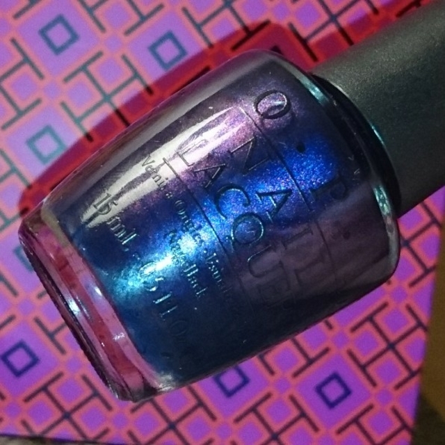 OPI(オーピーアイ)のOPI ネイル RUSSIAN NAVY コスメ/美容のネイル(マニキュア)の商品写真