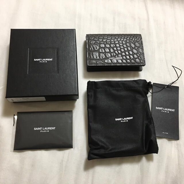 Saint Laurent(サンローラン)の新品 サンローラン カードケース レディースのファッション小物(名刺入れ/定期入れ)の商品写真