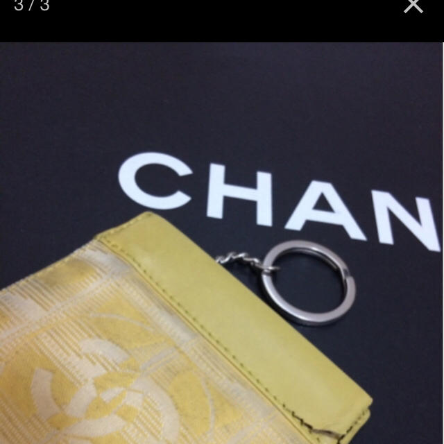 CHANEL(シャネル)の本物シャネル黄色ニュートラベルラインのカードケース　 レディースのファッション小物(名刺入れ/定期入れ)の商品写真