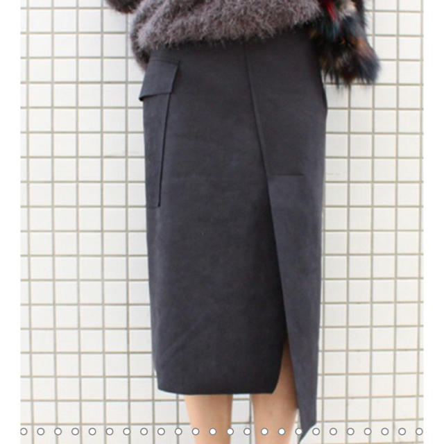 dholic(ディーホリック)のMODE ROBE♡アシメントリースエードタイトスカート レディースのスカート(ロングスカート)の商品写真
