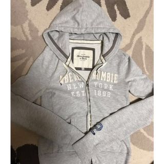 アバクロンビーアンドフィッチ(Abercrombie&Fitch)の値下げ アバクロ パーカー(パーカー)