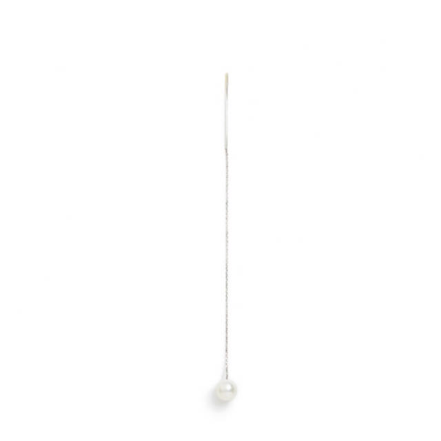 ESTNATION(エストネーション)のoeau regret pierced earring pearl white レディースのアクセサリー(ピアス)の商品写真