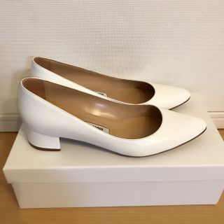 MANOLO BLAHNIK - マノロブラニク ロンハーマン リストニー 37の通販 ...