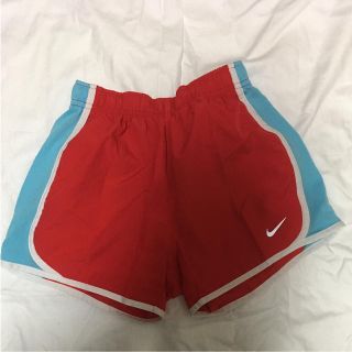 ナイキ(NIKE)のナイキのパンツ  ランニングウェア(ショートパンツ)