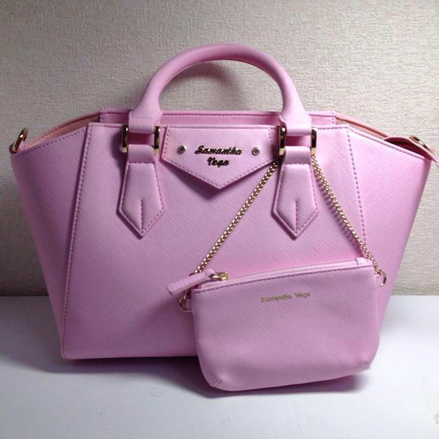 Samantha Vega(サマンサベガ)のサマンサベガ  アゼル コーラルピンク小 レディースのバッグ(ハンドバッグ)の商品写真