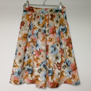アンドクチュール(And Couture)のAnd Couture - 花柄スカート サイズ38(ひざ丈スカート)