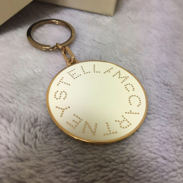 Stella McCartney(ステラマッカートニー)のステラマッカートニーキーチャーム レディースのファッション小物(キーホルダー)の商品写真