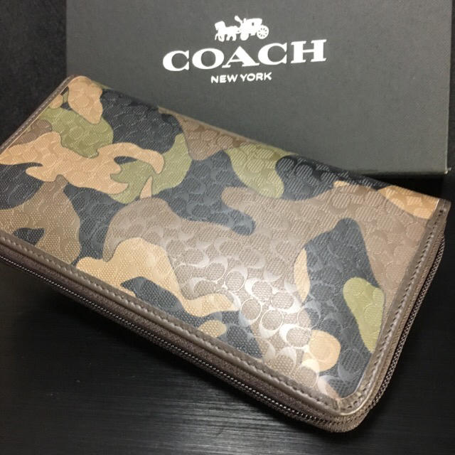 COACH(コーチ)の限定セール❣️新品コーチ長財布F74546ミニシグ カモフラ迷彩柄 ブラウン系 メンズのファッション小物(長財布)の商品写真