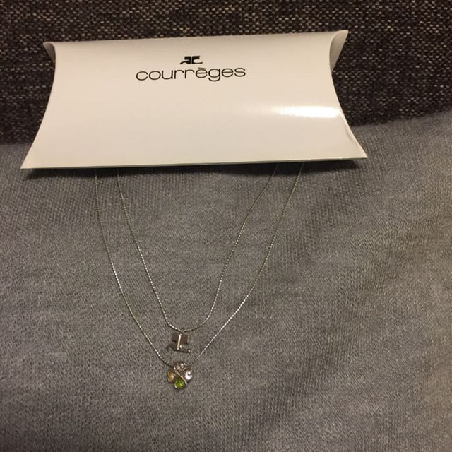 Courreges(クレージュ)のcourreges クローバー2連ネックレス レディースのアクセサリー(ネックレス)の商品写真