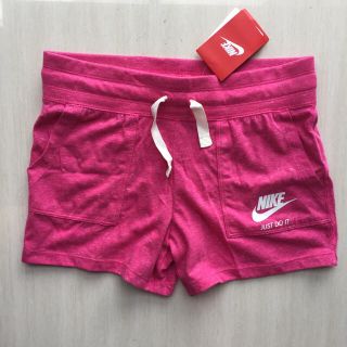 ナイキ(NIKE)の【新品】ナイキ ヴィンテージ ショートパンツ(ショートパンツ)