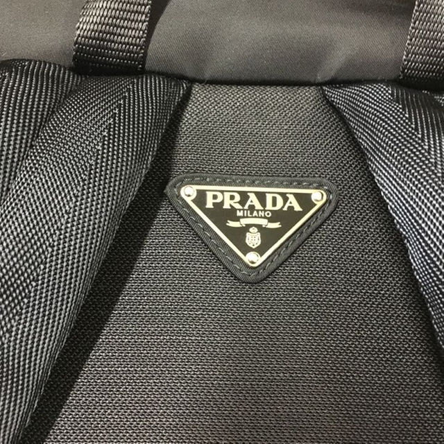 PRADA(プラダ)の美品！傑作名品プラダ Ｖ１３６  バックパック メンズのバッグ(バッグパック/リュック)の商品写真