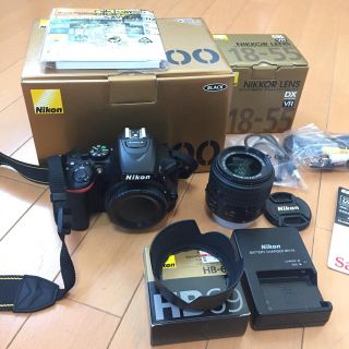 ニコン(Nikon)のNikon D5500 標準レンズキット (デジタル一眼)