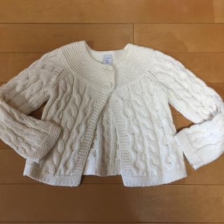 ベビーギャップ(babyGAP)の未使用９０㎝ baby Gap オフホワイト ケーブルカーディガン (カーディガン)