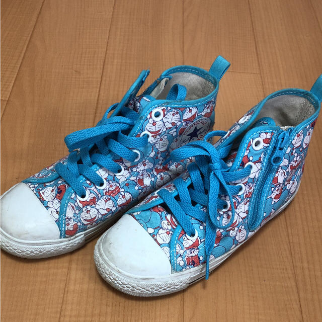 CONVERSE(コンバース)のコンバーススニーカー キッズ キッズ/ベビー/マタニティのキッズ靴/シューズ(15cm~)(スニーカー)の商品写真