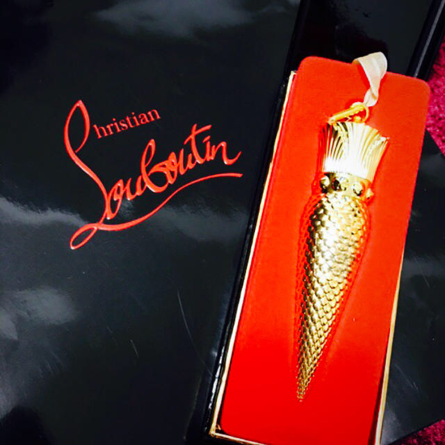 Christian Louboutin(クリスチャンルブタン)のぴよさん専用✨ コスメ/美容のベースメイク/化粧品(口紅)の商品写真