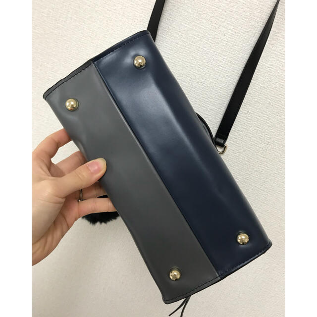 ZARA(ザラ)のZARA バイカラーショルダーバッグ レディースのバッグ(ショルダーバッグ)の商品写真