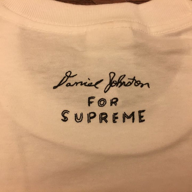 Supreme(シュプリーム)の新品 Mサイズ supreme daniel johnston love tee メンズのトップス(その他)の商品写真