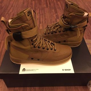 ナイキ(NIKE)の26.5cm 希少 日本未展開 nike w sf af1 brown(スニーカー)