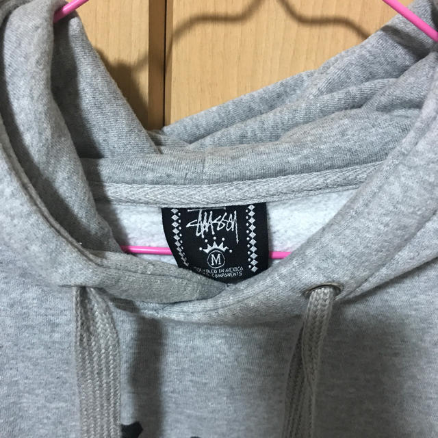 STUSSY(ステューシー)のstussy パーカー レディースのトップス(パーカー)の商品写真