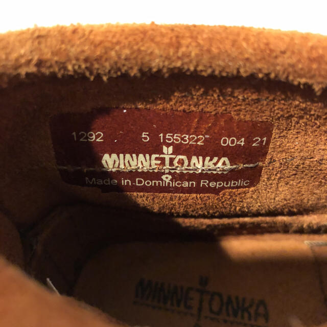 Minnetonka(ミネトンカ)の専用 ページミネトンカ ベビー キッズ/ベビー/マタニティのベビー靴/シューズ(~14cm)(ブーツ)の商品写真