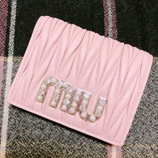 miumiu - ♡クリスマス限定ウォレット♡の通販 by momo's shop｜ミュウ 