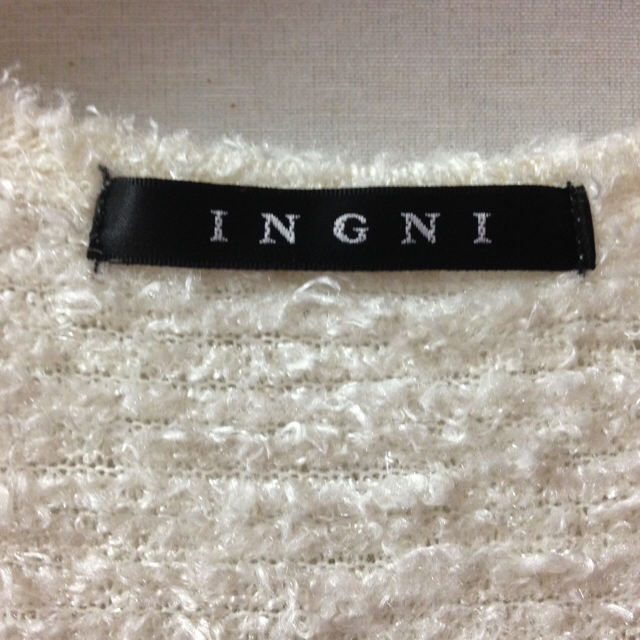 INGNI(イング)のイングINGNIミニスカート白シャギーラメニットチュニッジャンバワンピマタニ2W レディースのスカート(ミニスカート)の商品写真