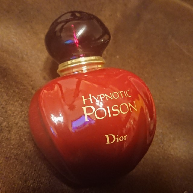 Christian Dior(クリスチャンディオール)のChristian Dior ヒプノティックプワゾン オーデトワレ 30ml コスメ/美容の香水(香水(女性用))の商品写真