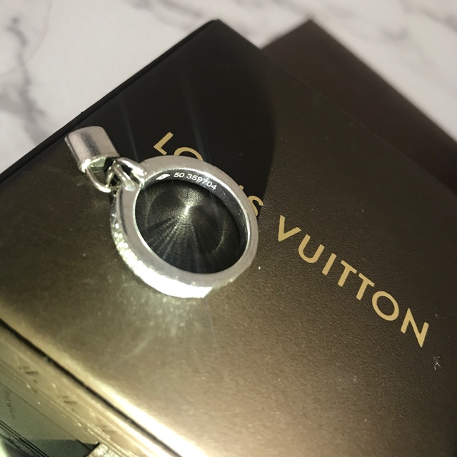 LOUIS VUITTON(ルイヴィトン)のバーグロックイット レディースのアクセサリー(リング(指輪))の商品写真