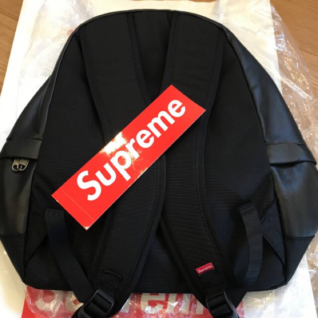 Supreme(シュプリーム)の年始セール！Supreme The North Face  バックパック  メンズのバッグ(バッグパック/リュック)の商品写真