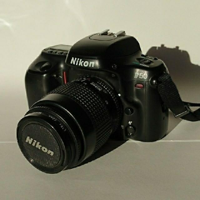 Nikon(ニコン)のニコン  一眼レフフィルムカメラF45D スマホ/家電/カメラのカメラ(フィルムカメラ)の商品写真