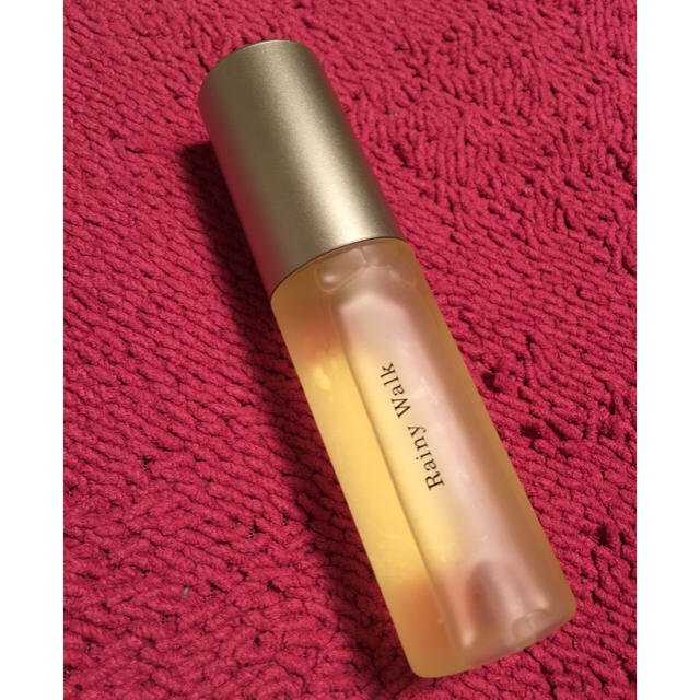 Cosme Kitchen(コスメキッチン)のuka ウカ ヘアオイル レイニーウォーク 50ml コスメ/美容のヘアケア/スタイリング(ヘアケア)の商品写真