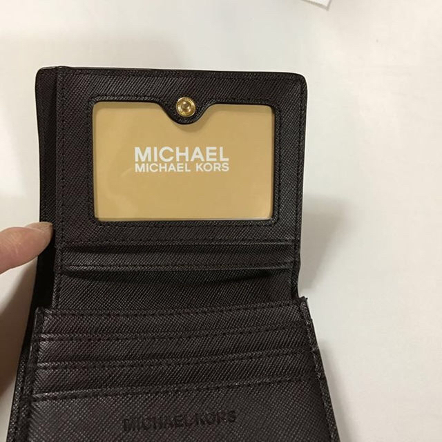 Michael Kors(マイケルコース)のメイヤア様 専用 新品 マイケルコース 財布 パスケース メンズのファッション小物(その他)の商品写真
