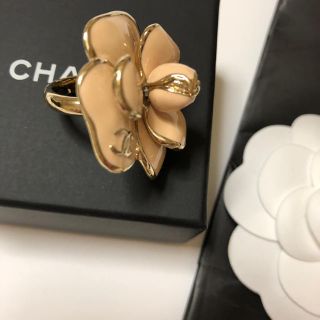 シャネル(CHANEL)の【美品】シャネル♡カメリアリング♡最終値下げ！！(リング(指輪))