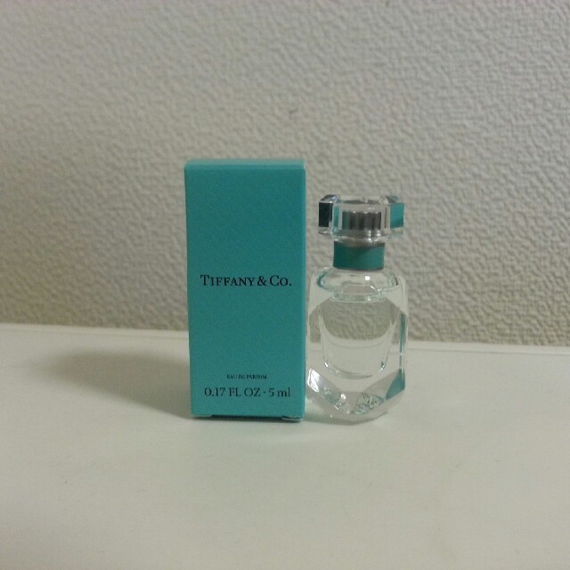 Tiffany & Co.(ティファニー)のTIFFANY＆Co.ティファニー オードパルファム ミニボトル♪5ml♪ コスメ/美容の香水(香水(女性用))の商品写真