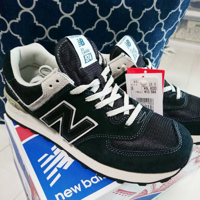 New Balance 専用 ニューバランス 574 Classic 黒の通販 By いか