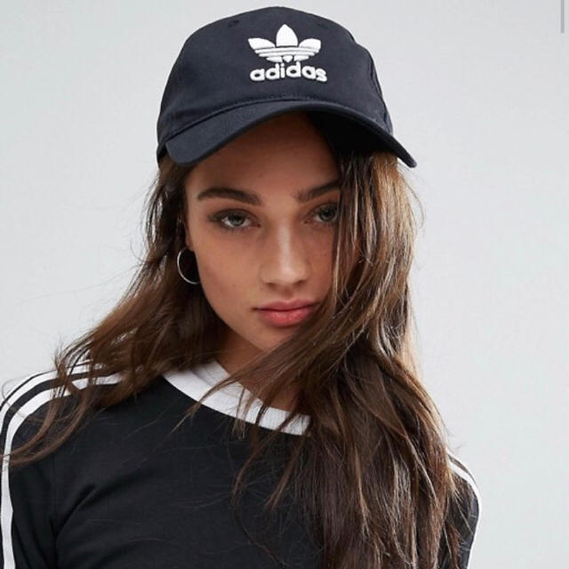 adidas(アディダス)の新品タグ付き★アディダス オリジナルス★キャップ ブラック ユニセックス レディースの帽子(キャップ)の商品写真