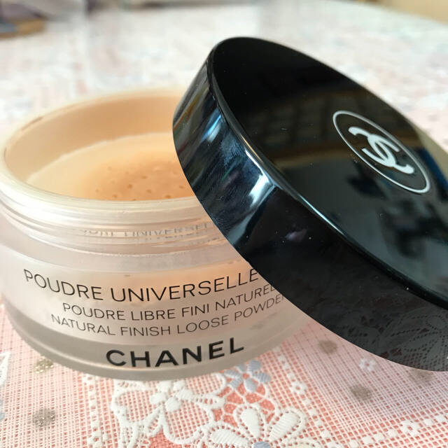 CHANEL(シャネル)のプードゥル ユニヴェルセル リーブル コスメ/美容のベースメイク/化粧品(フェイスパウダー)の商品写真