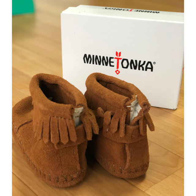 Minnetonka(ミネトンカ)の正規品♡新品ベビーミネトンカsale キッズ/ベビー/マタニティのベビー靴/シューズ(~14cm)(ブーツ)の商品写真